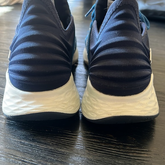 New Balance Sneakers - Picture 5 of 7